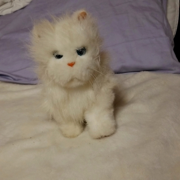 Furreal cat - Picture 1 of 4